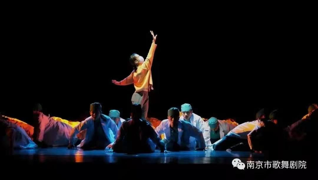 美好擔(dān)當(dāng) | 南京市演藝集團(tuán)管輝榮獲全市抗擊新冠肺炎疫情先進(jìn)個(gè)人稱號(hào)